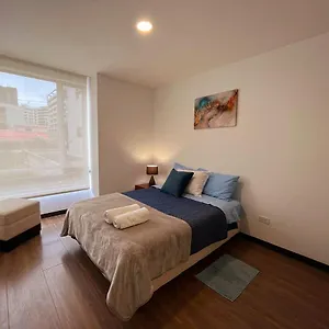 Apartamento Acogedor Departamento De 2 Habitaciones- La Carolina, Quito