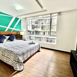 Apartamento De Lujo Parque La Carolina, Quito